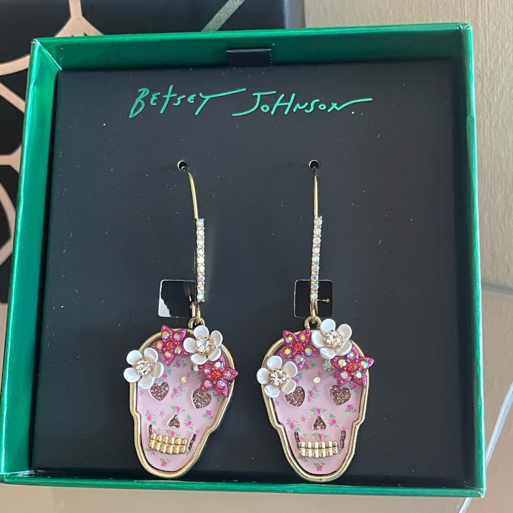 Betsey Johnson Pink Floral Halloween Skull Earrings/NWT